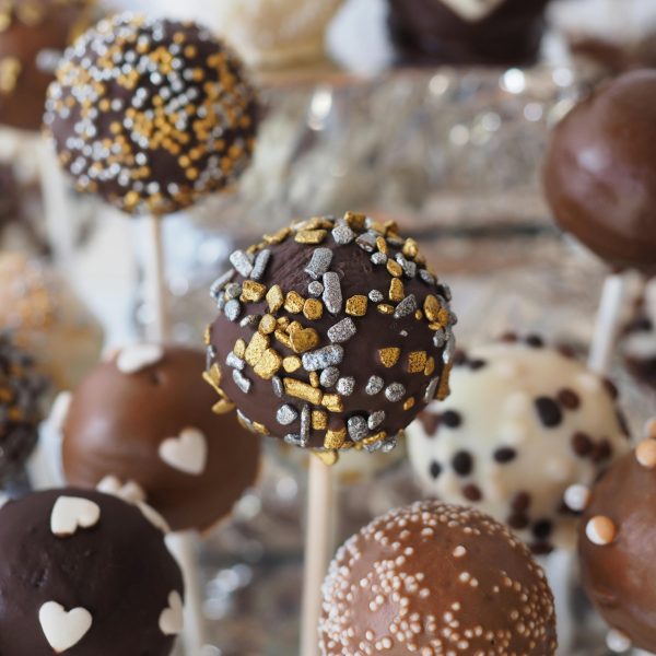 Cake Bar Pop (Decorated)